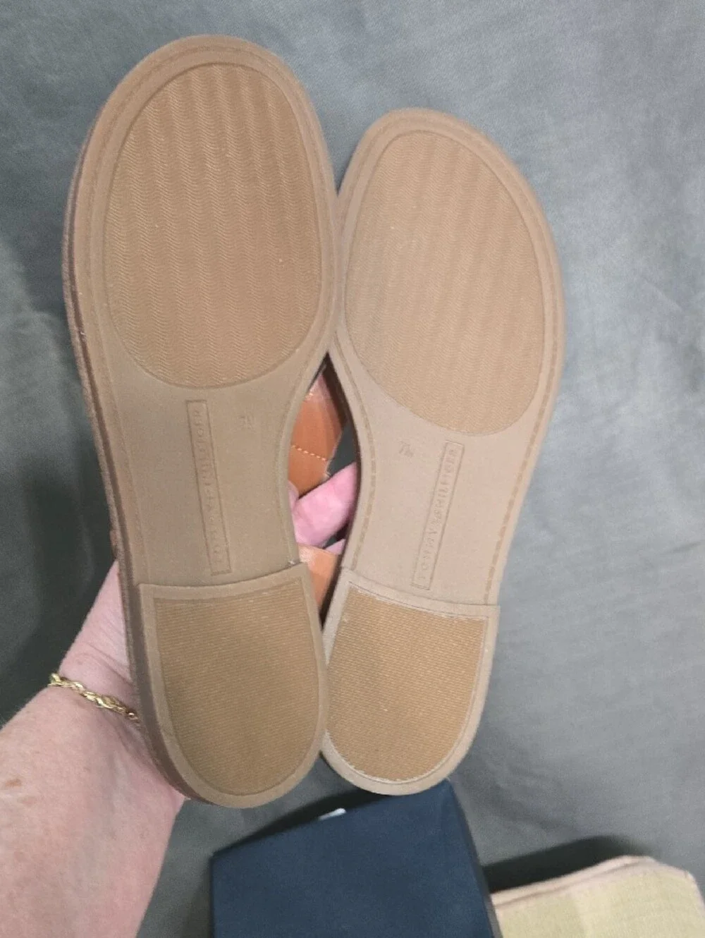 Tommy Hilfiger Cognac Brown Leather T-Strap Sandals with Gold Logo